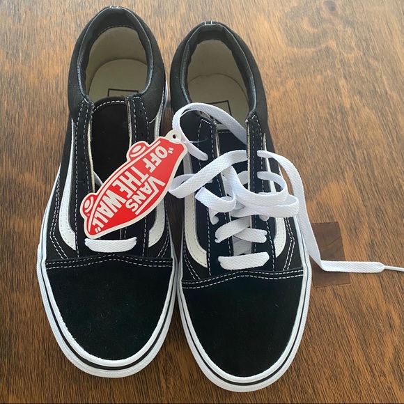 Vans Shoes - Vans Classic Old Skool sneakers